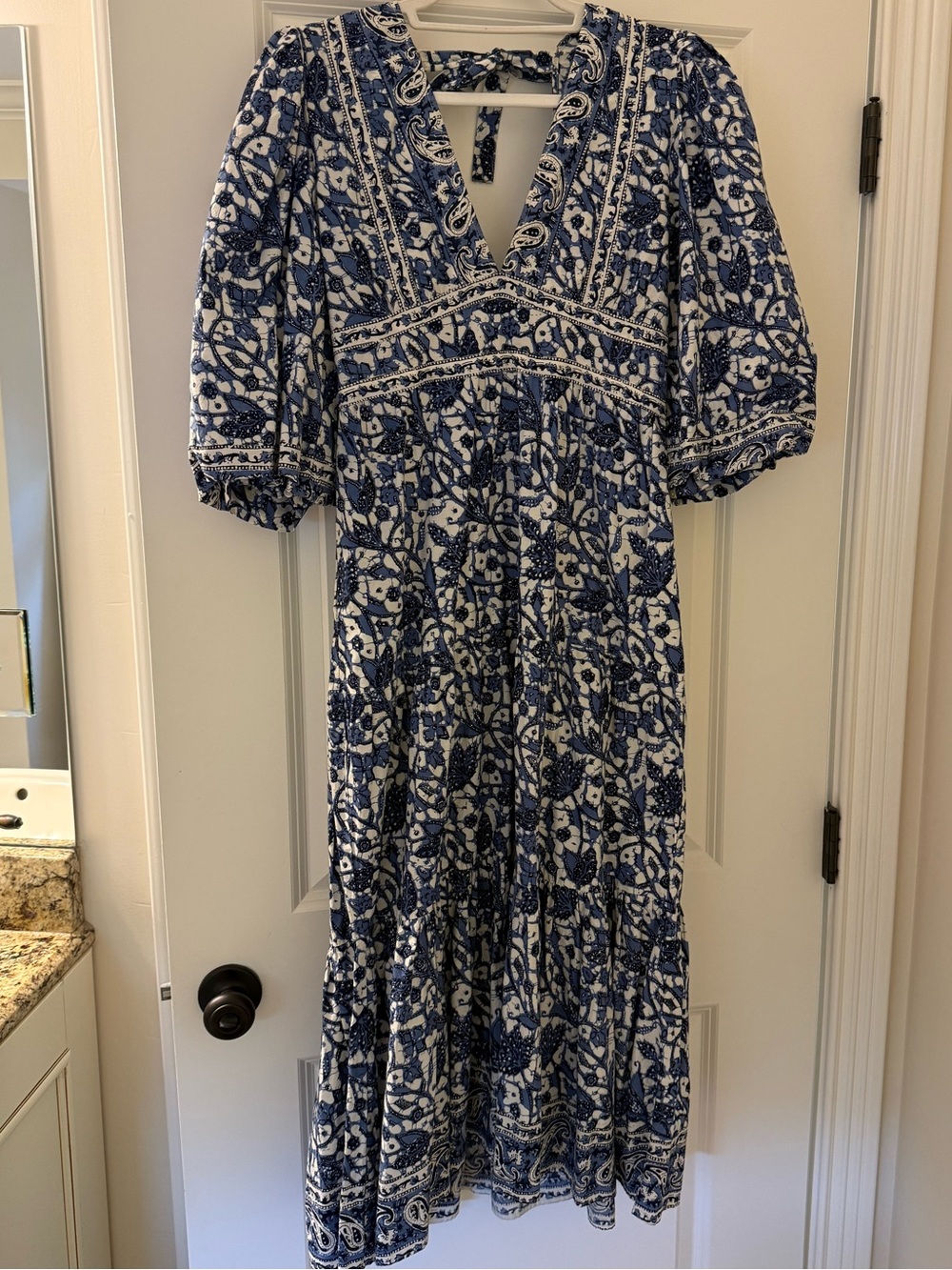 Love the Label Blue & White V-Neck Midi Dress with Puff Sleeves